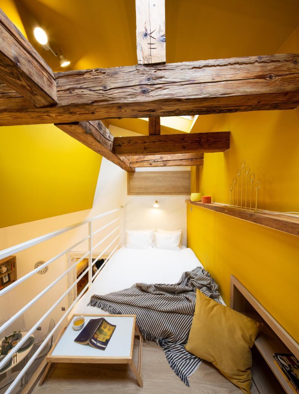 קלוז'-נאפוקה Yellow Apartment מראה חיצוני תמונה